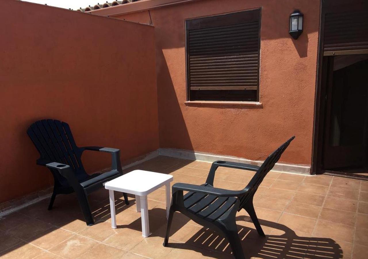 Viviendas De Uso Turistico Dulcinea Las Ventas con Pena Aguilera Exterior photo